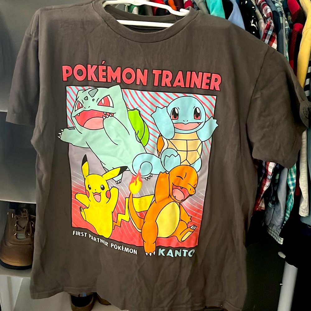 Boys Pokémon shirt. Size XL(14-16)